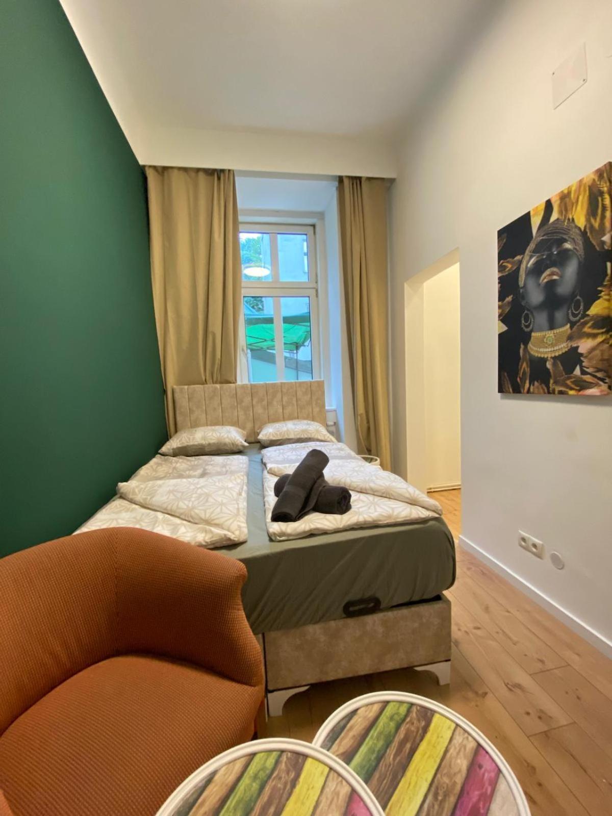 8 Fully Equipped Studio Shared Apt W Terrace Margareten Vienna Esterno foto