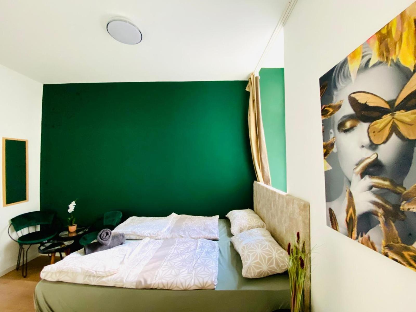 8 Fully Equipped Studio Shared Apt W Terrace Margareten Vienna Esterno foto