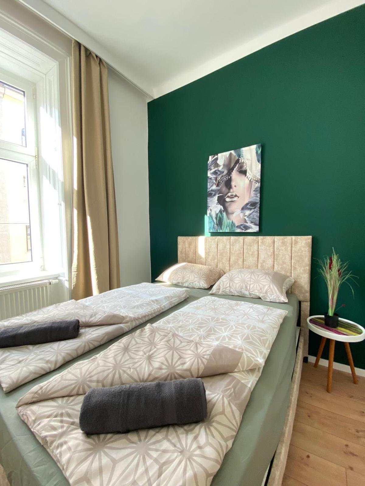 8 Fully Equipped Studio Shared Apt W Terrace Margareten Vienna Esterno foto
