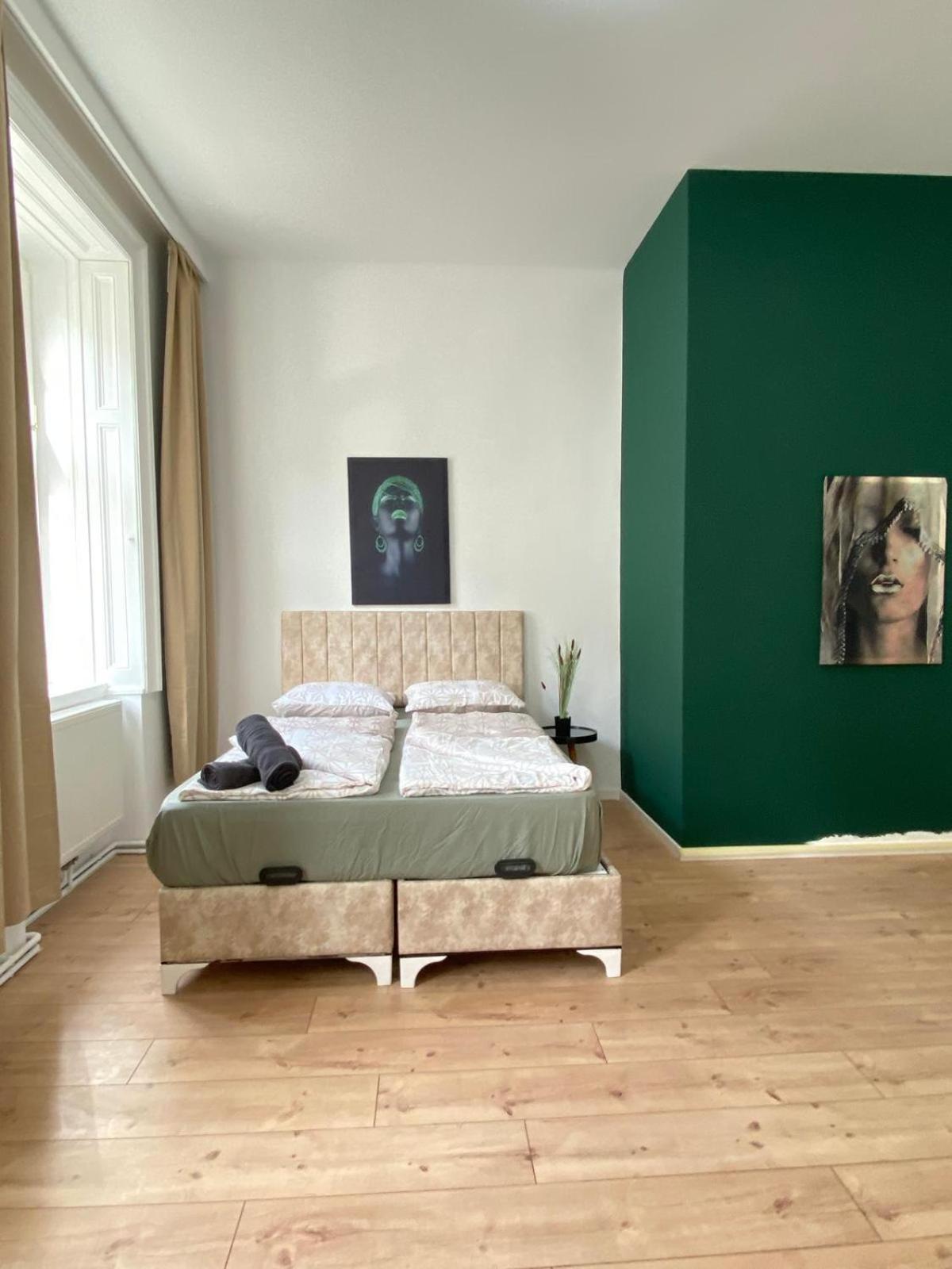 8 Fully Equipped Studio Shared Apt W Terrace Margareten Vienna Esterno foto