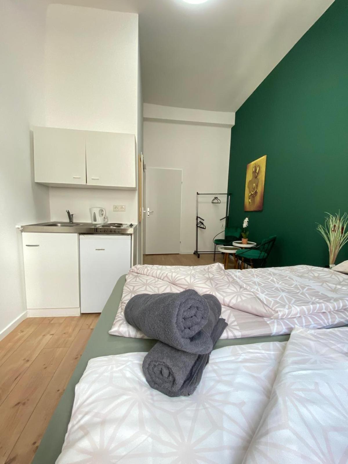 8 Fully Equipped Studio Shared Apt W Terrace Margareten Vienna Esterno foto