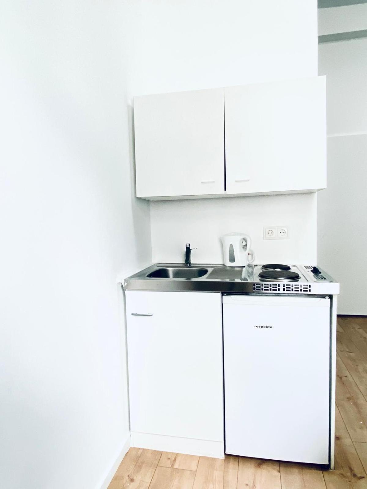 8 Fully Equipped Studio Shared Apt W Terrace Margareten Vienna Esterno foto