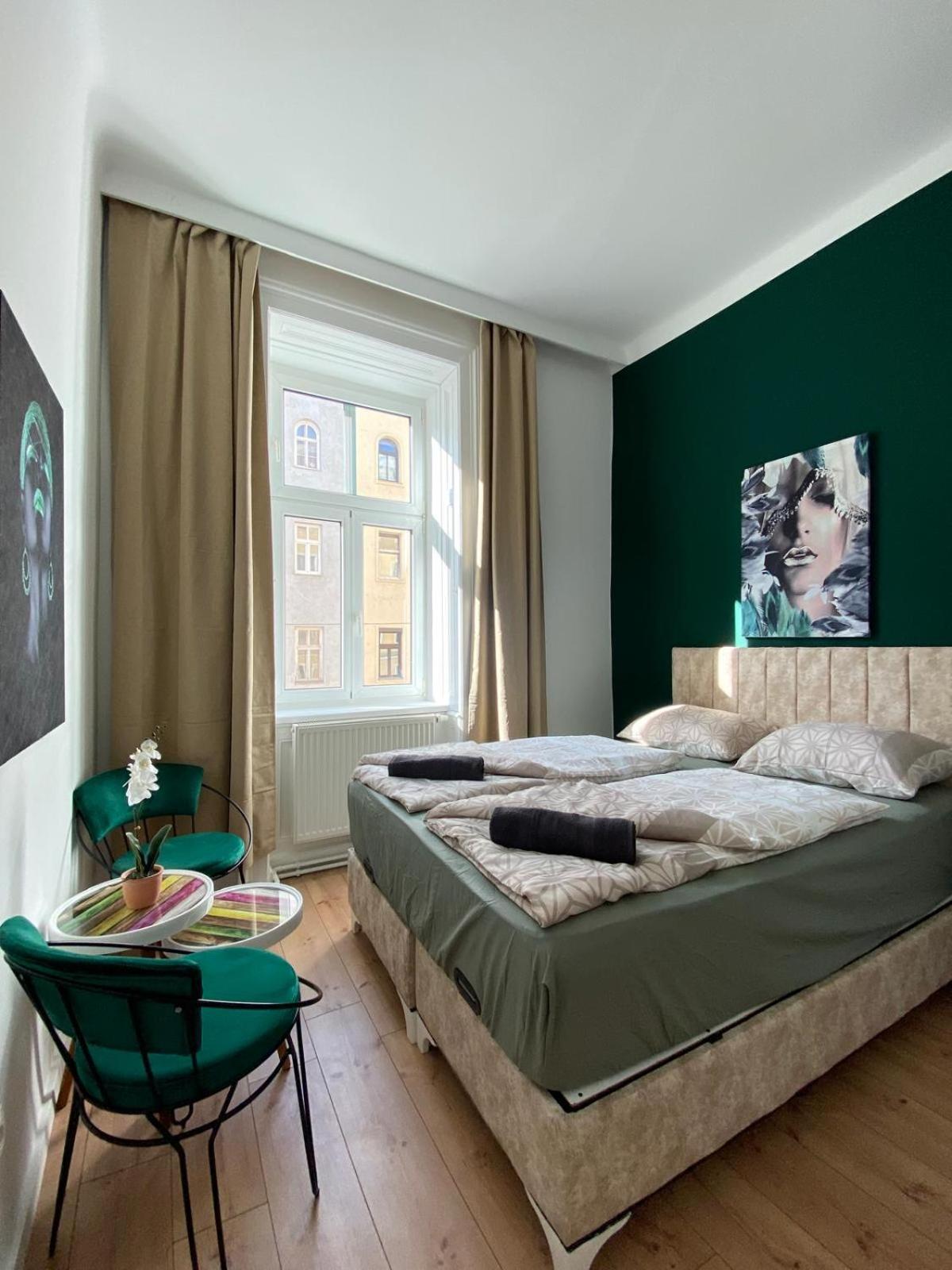 8 Fully Equipped Studio Shared Apt W Terrace Margareten Vienna Esterno foto